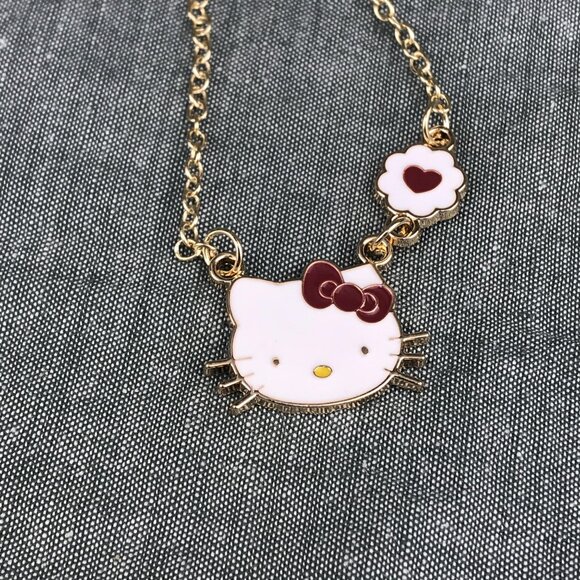 💖 Hello Kitty necklace - Picture 3 of 5